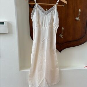 Ivory Vintage Slip 32 XS